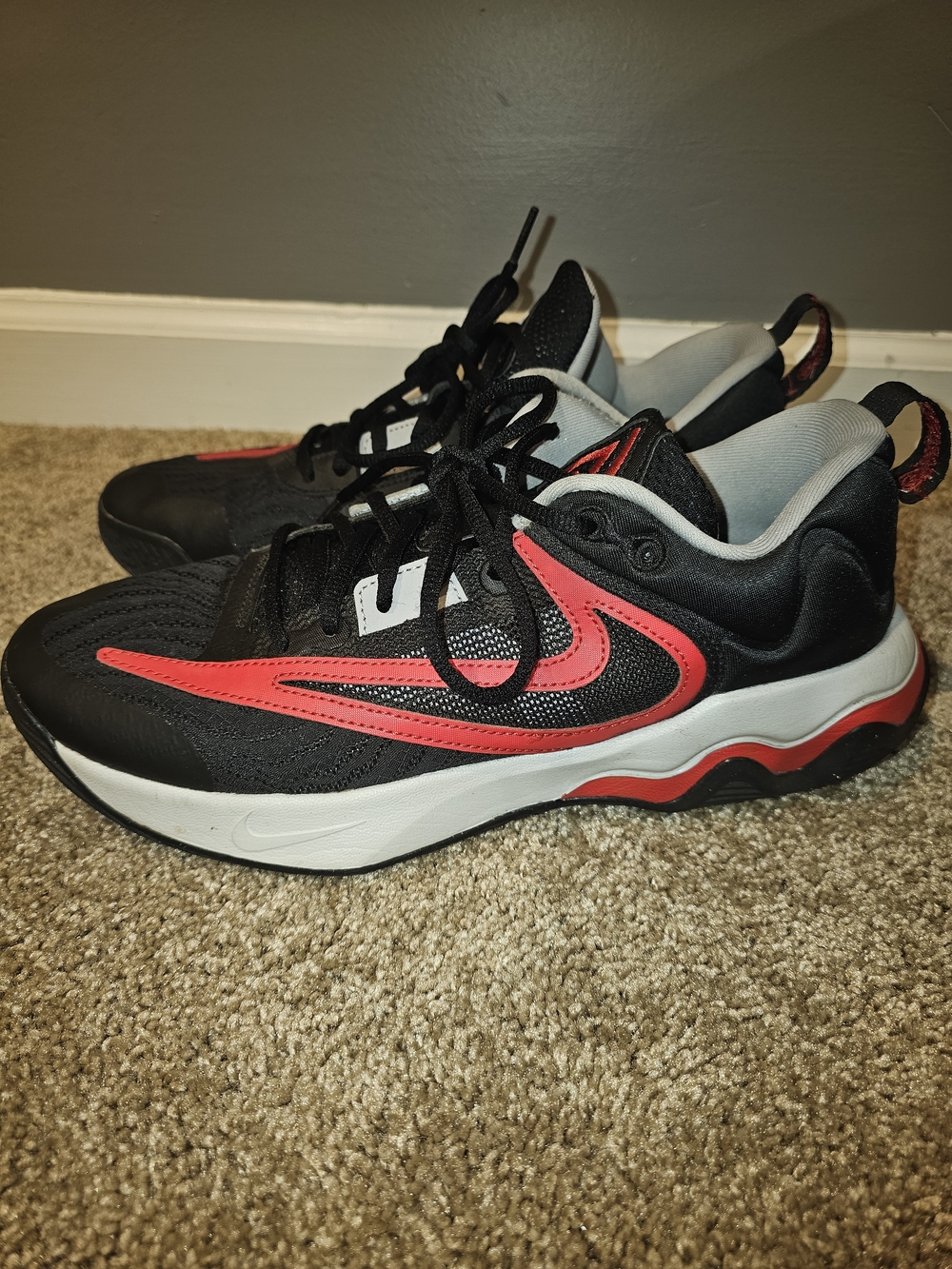 Nike Black & Red Athletic Sneakers